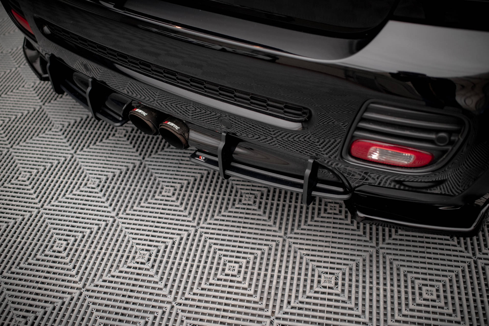 Maxton Design Задний диффузор Street Pro для Mini Cooper John Cooper Works R56 — изображение 2