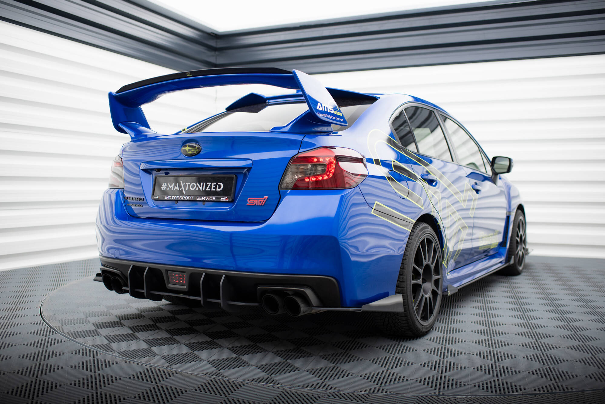 Maxton Design Задний диффузор Street Pro для Subaru WRX STI Mk1