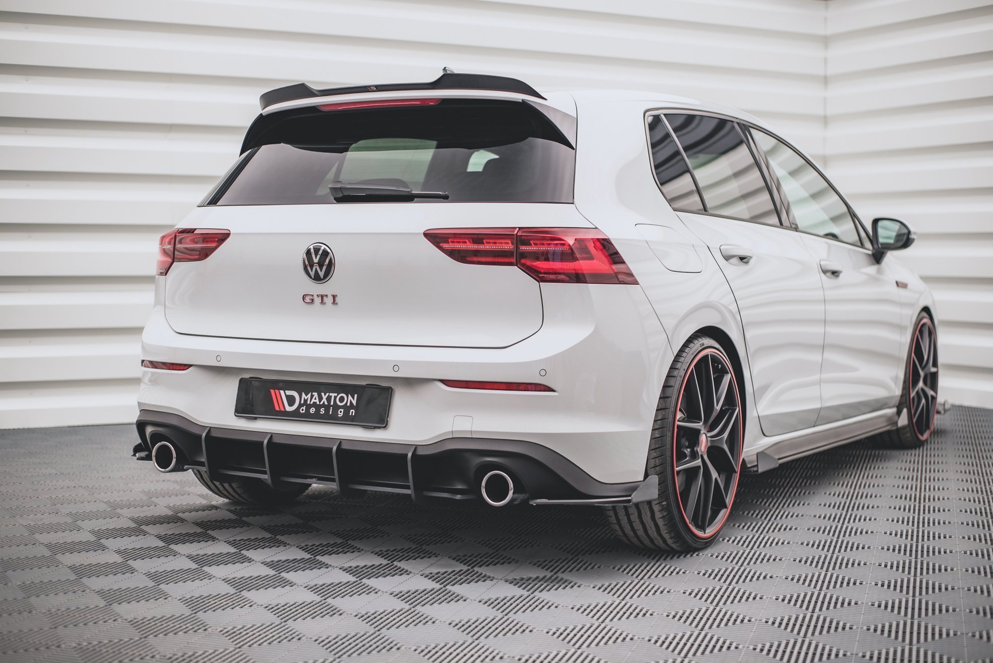 Maxton Design Задний диффузор Street Pro V.1 для Volkswagen Golf GTI Mk8 — изображение 7