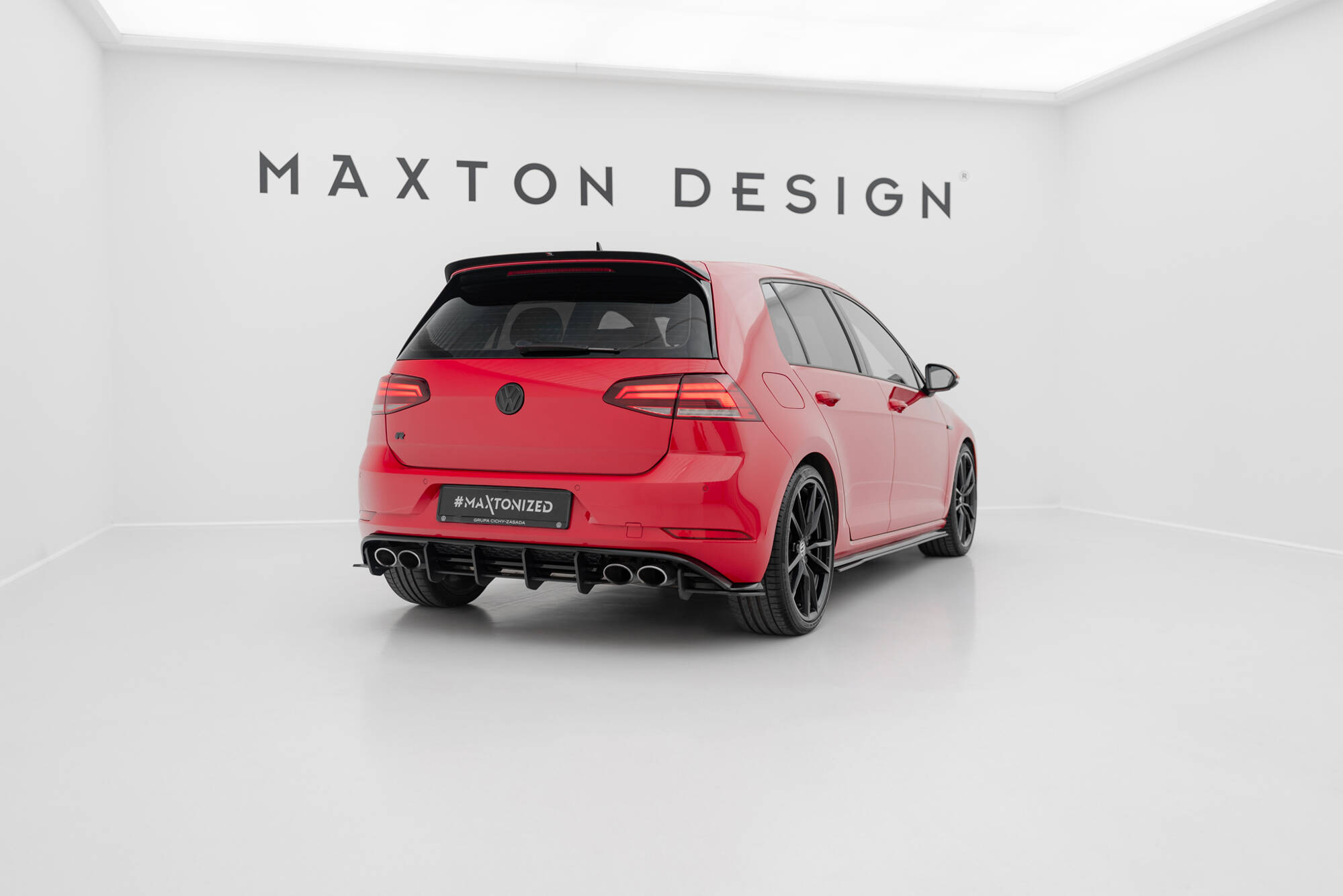 Maxton Design Задний диффузор Street Pro для Volkswagen Golf R Mk7 (рестайлинг) — изображение 4