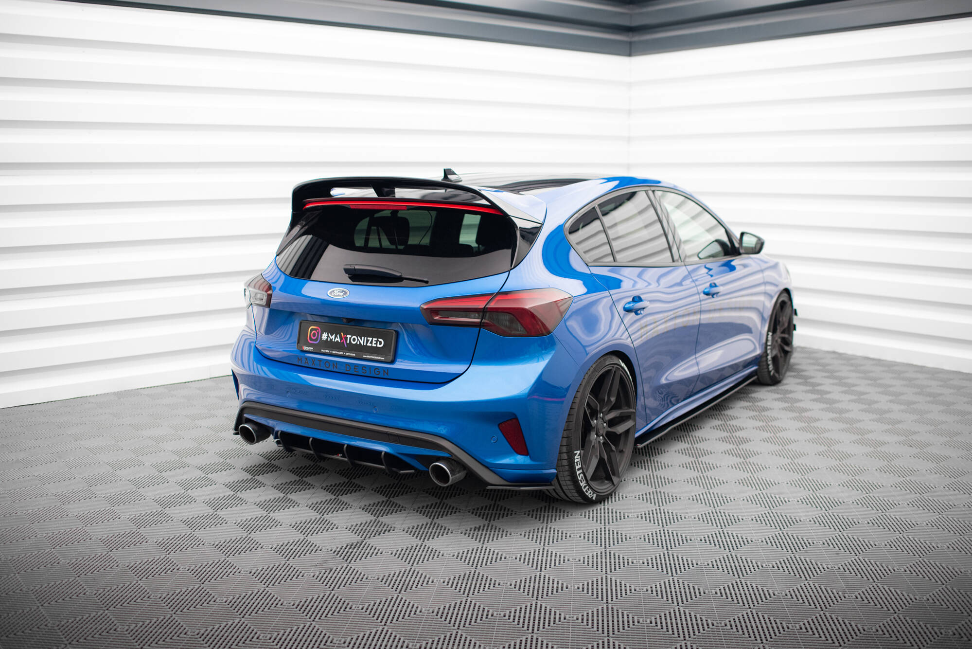 Maxton Design Задние боковые сплиттеры Street Pro для Ford Focus ST Mk4 — изображение 5