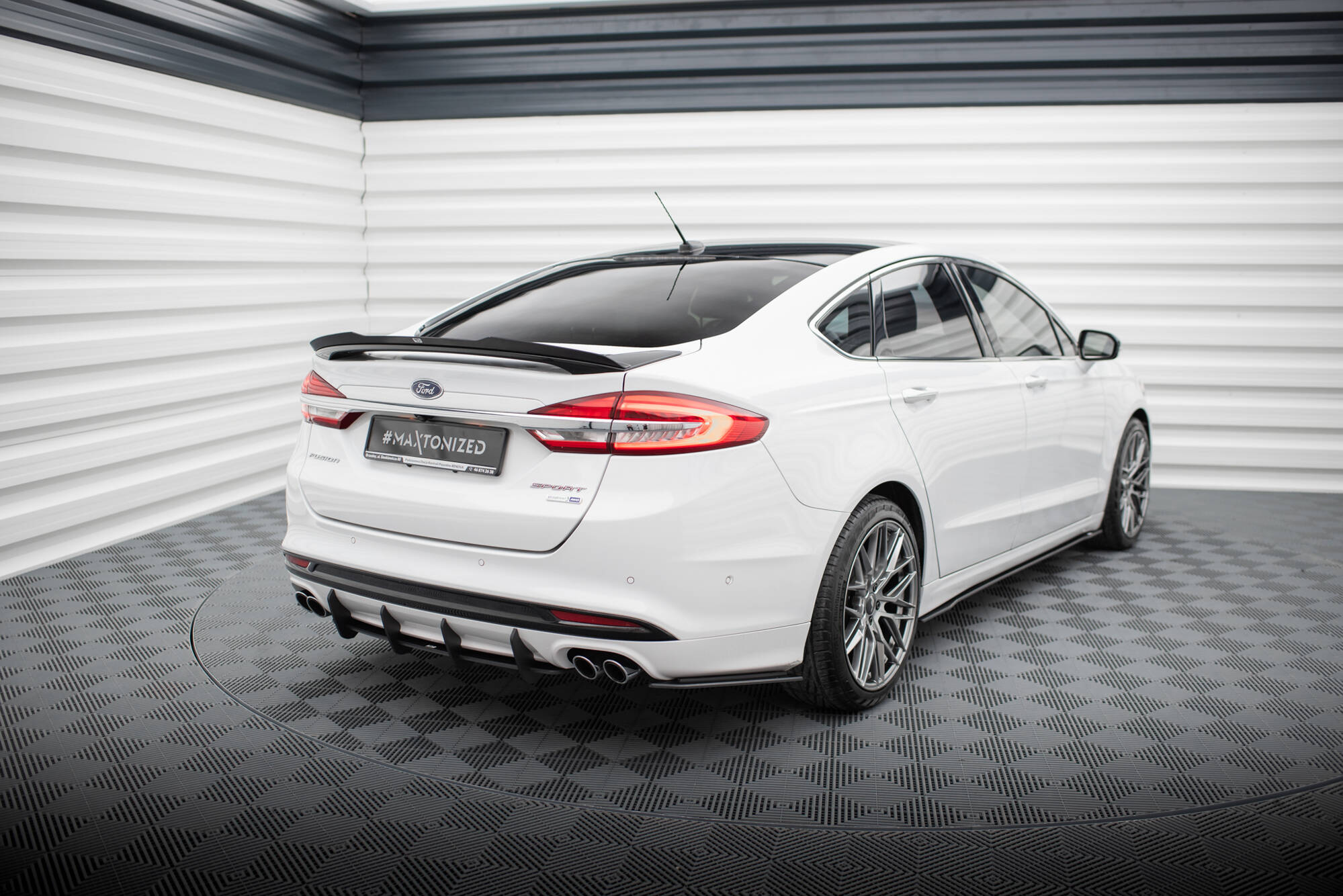 Maxton Design Задние боковые сплиттеры Street Pro для Ford Mondeo Sport Mk5 Facelift / Fusion Sport Mk2 Facelift — изображение 2