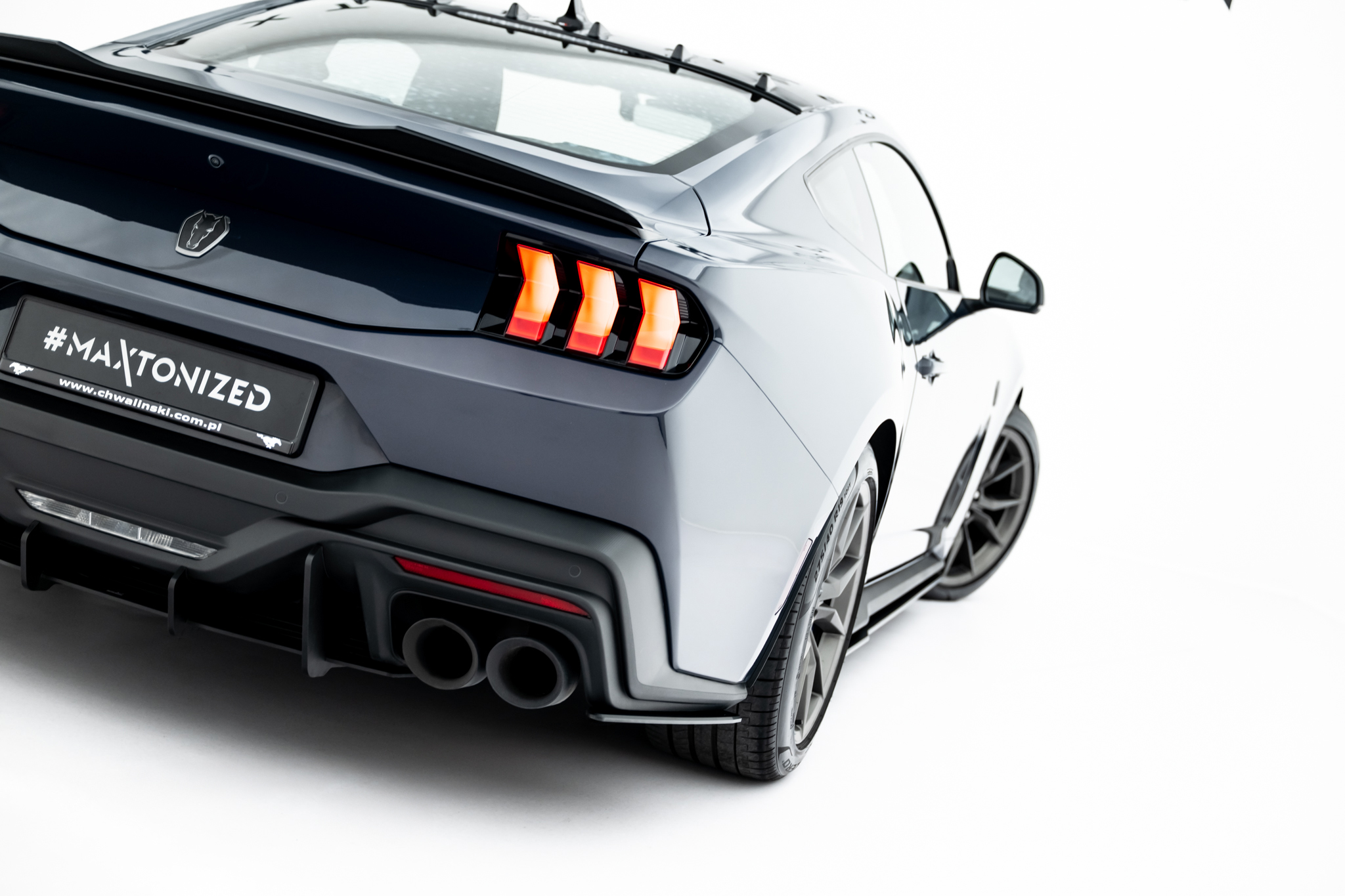Maxton Design Задние боковые сплиттеры Street Pro для Ford Mustang Dark Horse Mk7