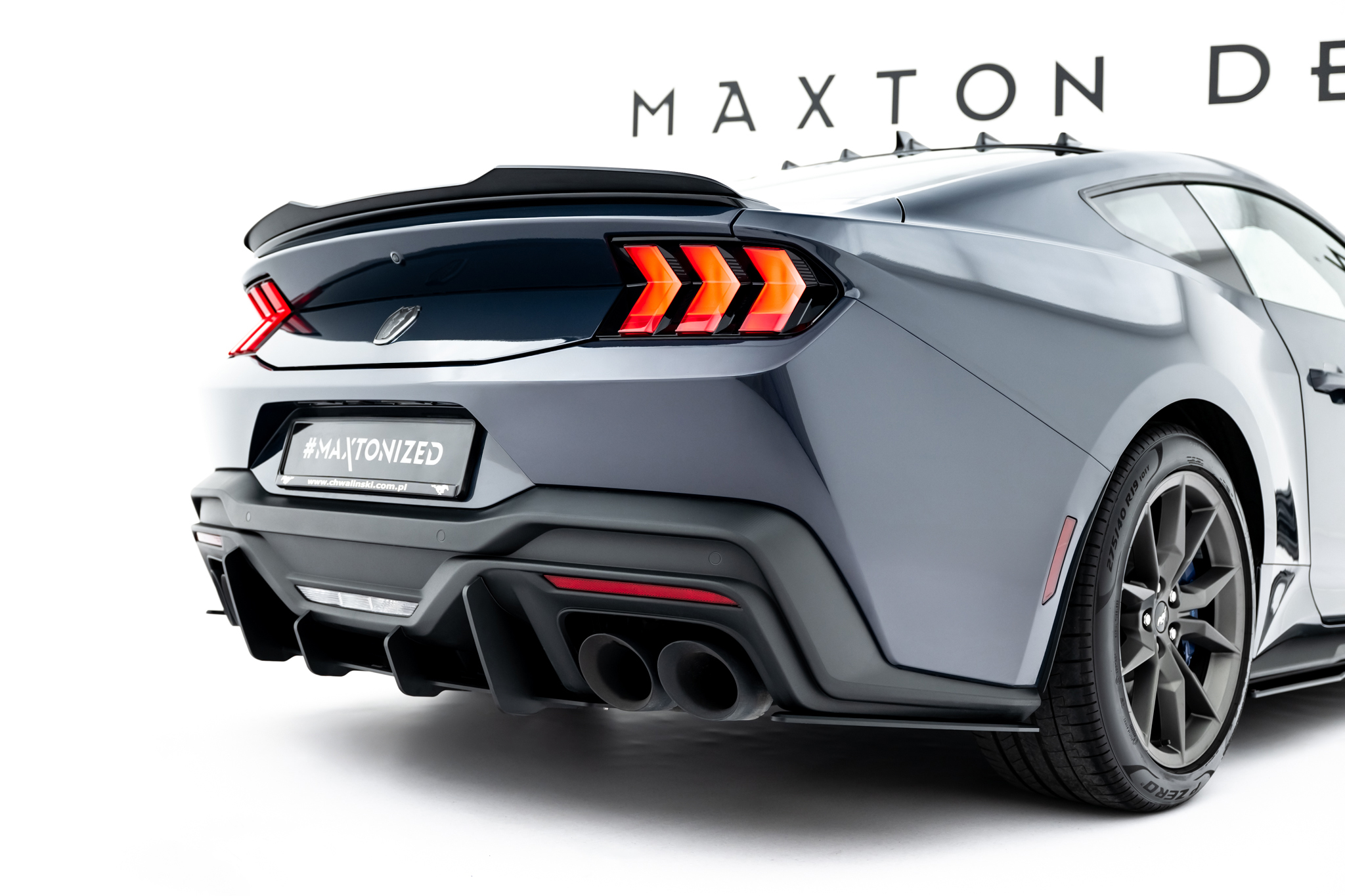 Maxton Design Задние боковые сплиттеры Street Pro для Ford Mustang Dark Horse Mk7 — изображение 4