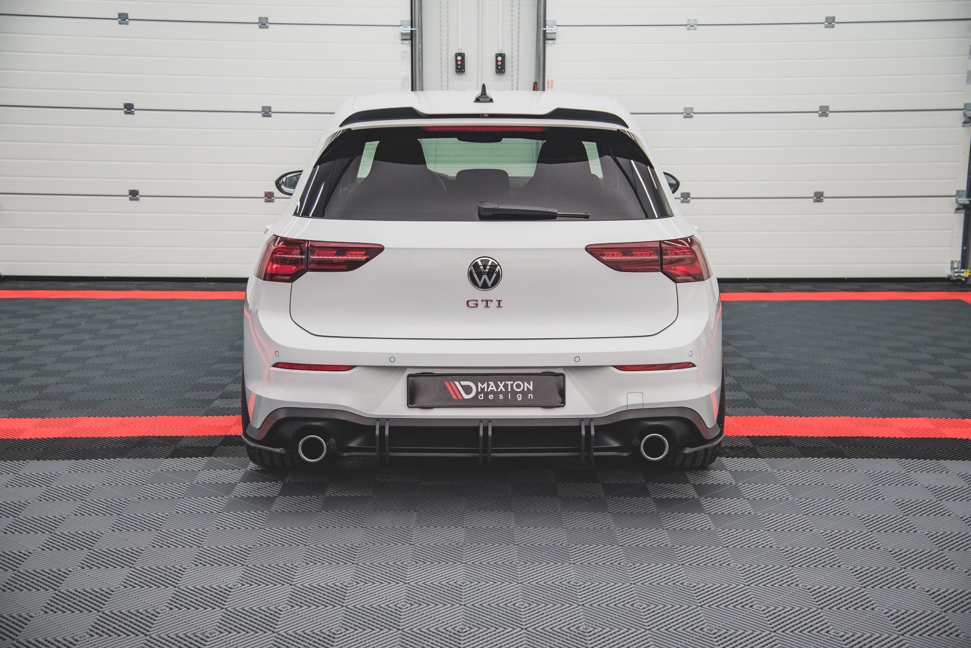 Maxton Design Задние боковые сплиттеры Street Pro V.1 для Volkswagen Golf GTI / GTE / R-Line Mk8 — изображение 7