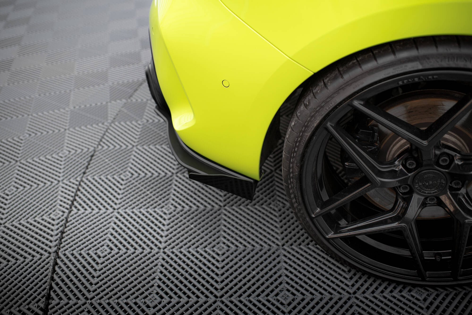 Maxton Design Задние боковые спойлеры Street Pro V.2 + закрылки V.2 для BMW 1 F40 M-Pack / M135i — изображение 3