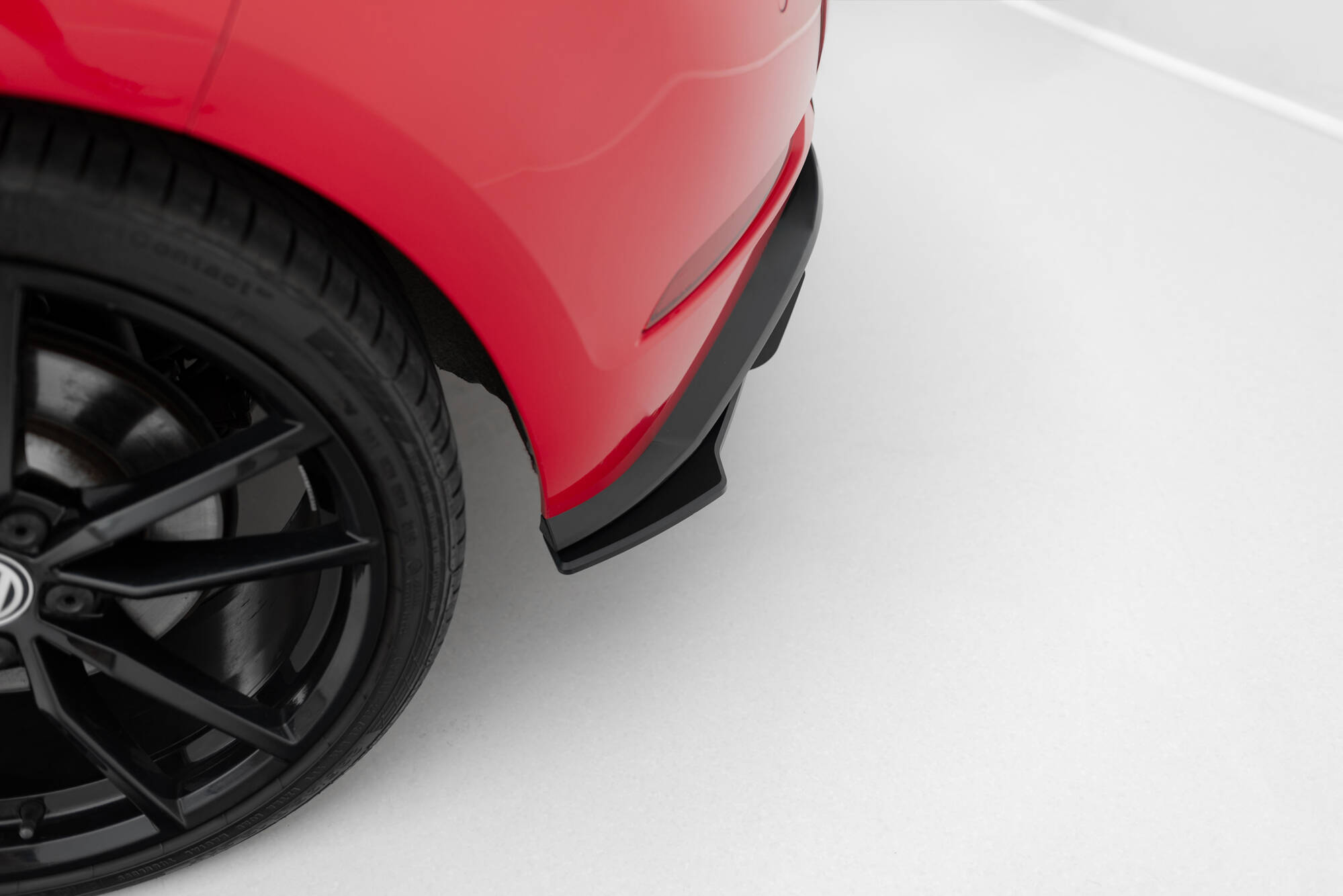 Maxton Design Задние боковые сплиттеры Street Pro для Volkswagen Golf R Mk7 Facelift — изображение 2