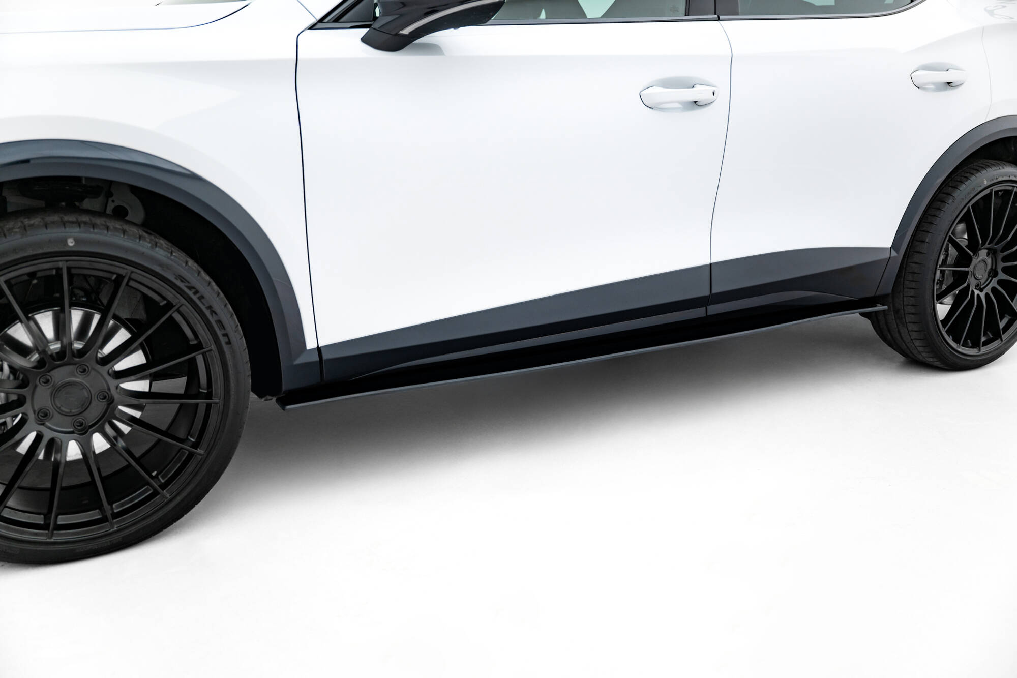 Maxton Design Боковые юбки Street Pro, диффузоры Cupra Formentor Mk1 Facelift