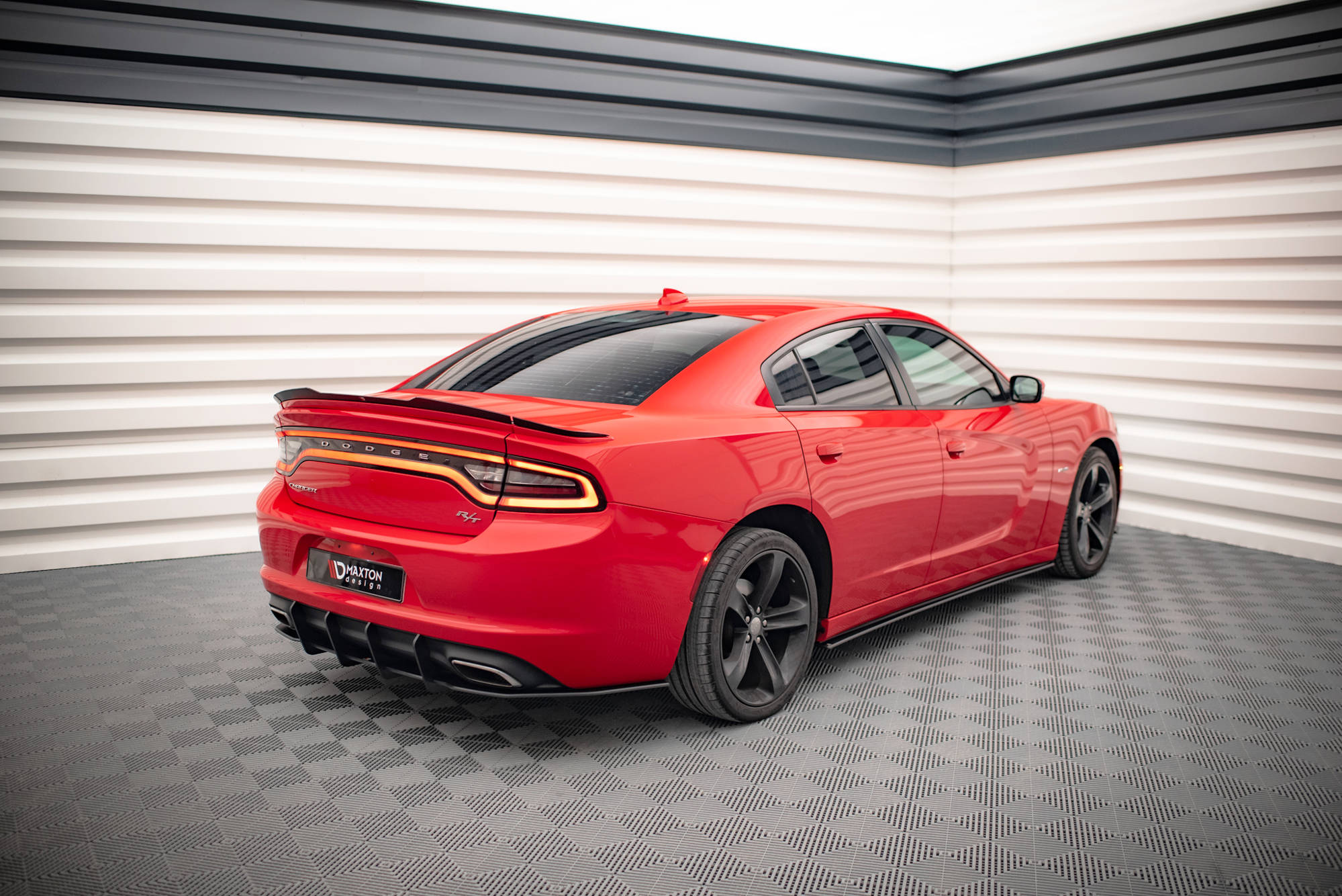 Maxton Design Боковые диффузоры Street Pro для Dodge Charger RT Mk7 Facelift — изображение 2