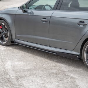 Maxton Design Боковые юбки Street Pro, диффузоры и накладки на бампер для Audi RS3 8V Sportback