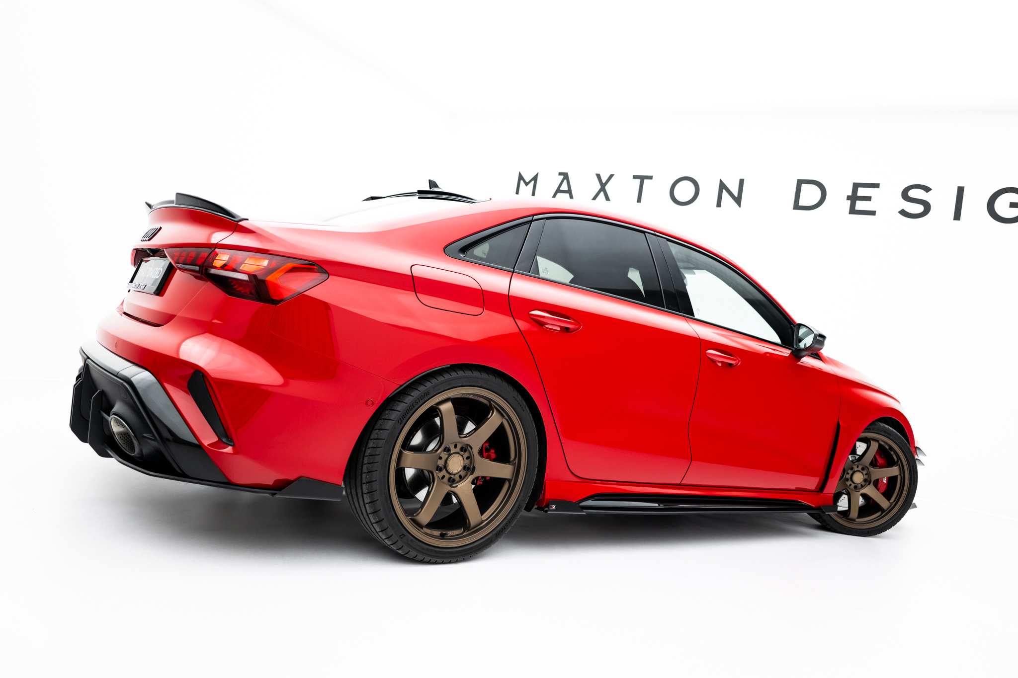 Maxton Design Боковые юбки Street Pro, диффузоры и накладки для Audi RS3 Sedan 8Y Facelift