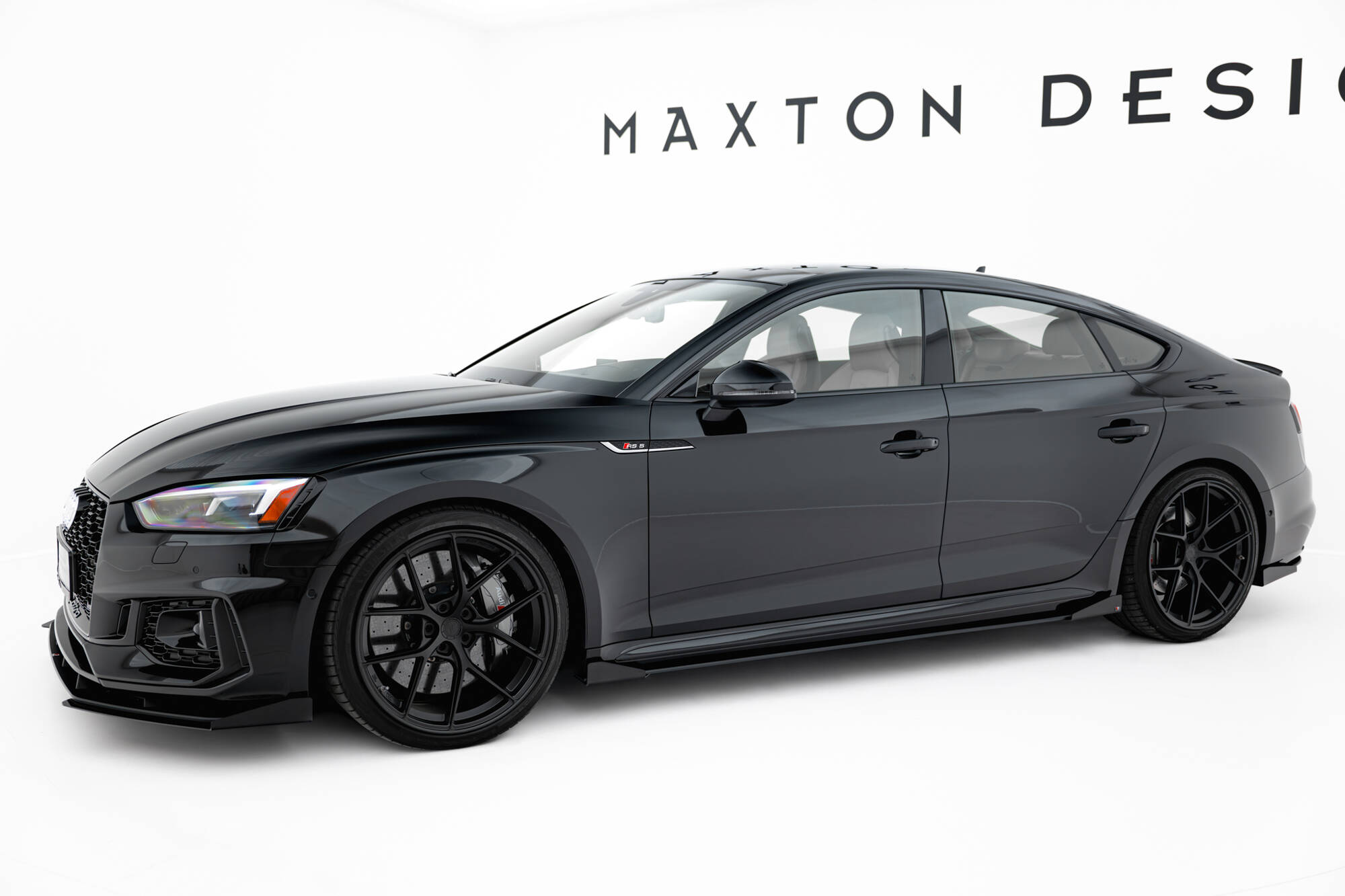 Maxton Design Боковые юбки Street Pro, диффузоры и накладки на пороги для Audi RS5 Sportback F5 — изображение 2