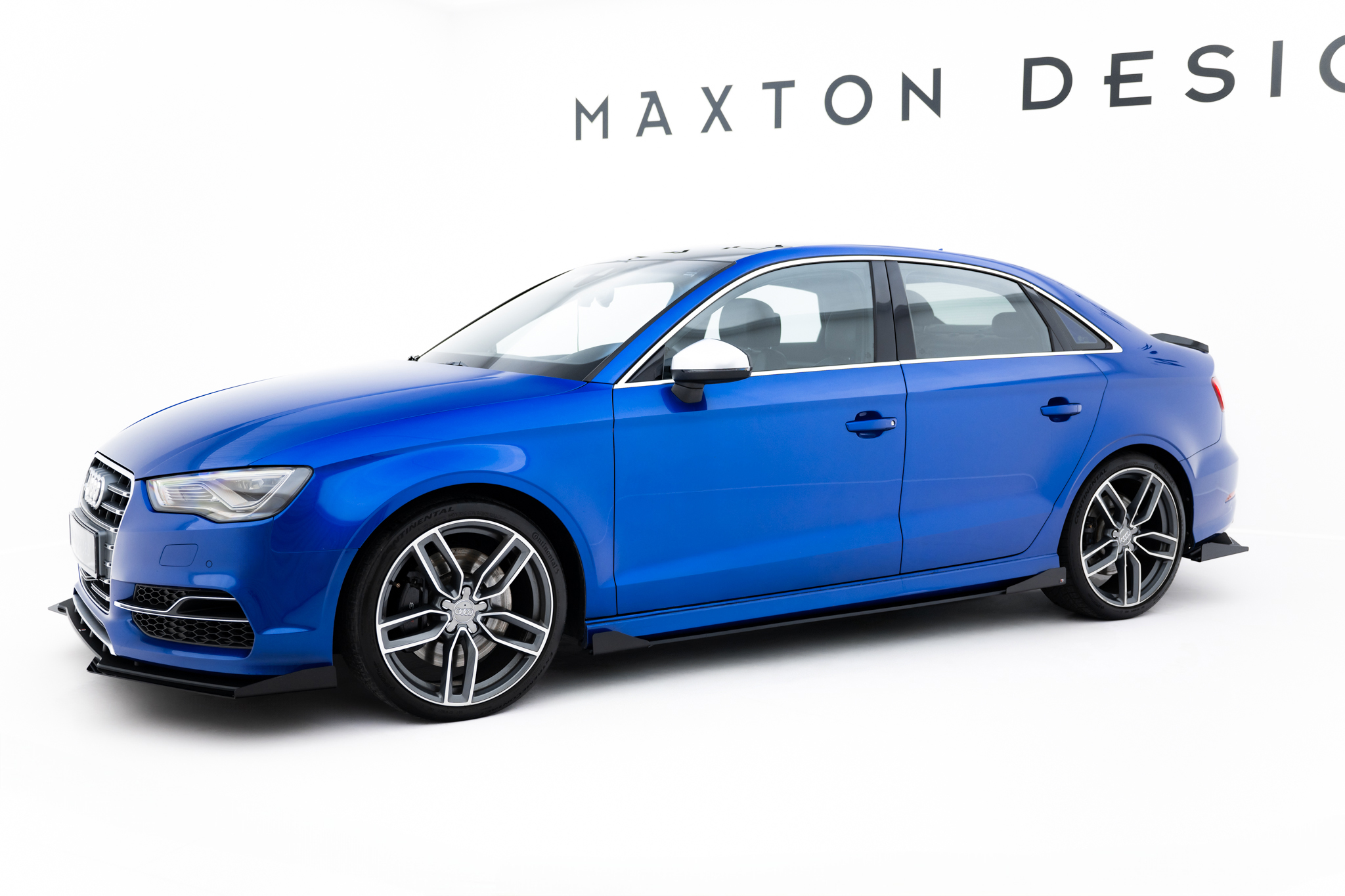 Maxton Design Боковые юбки Street Pro, диффузоры и накладки для Audi S3 / A3 S-Line Sedan 8V — изображение 2