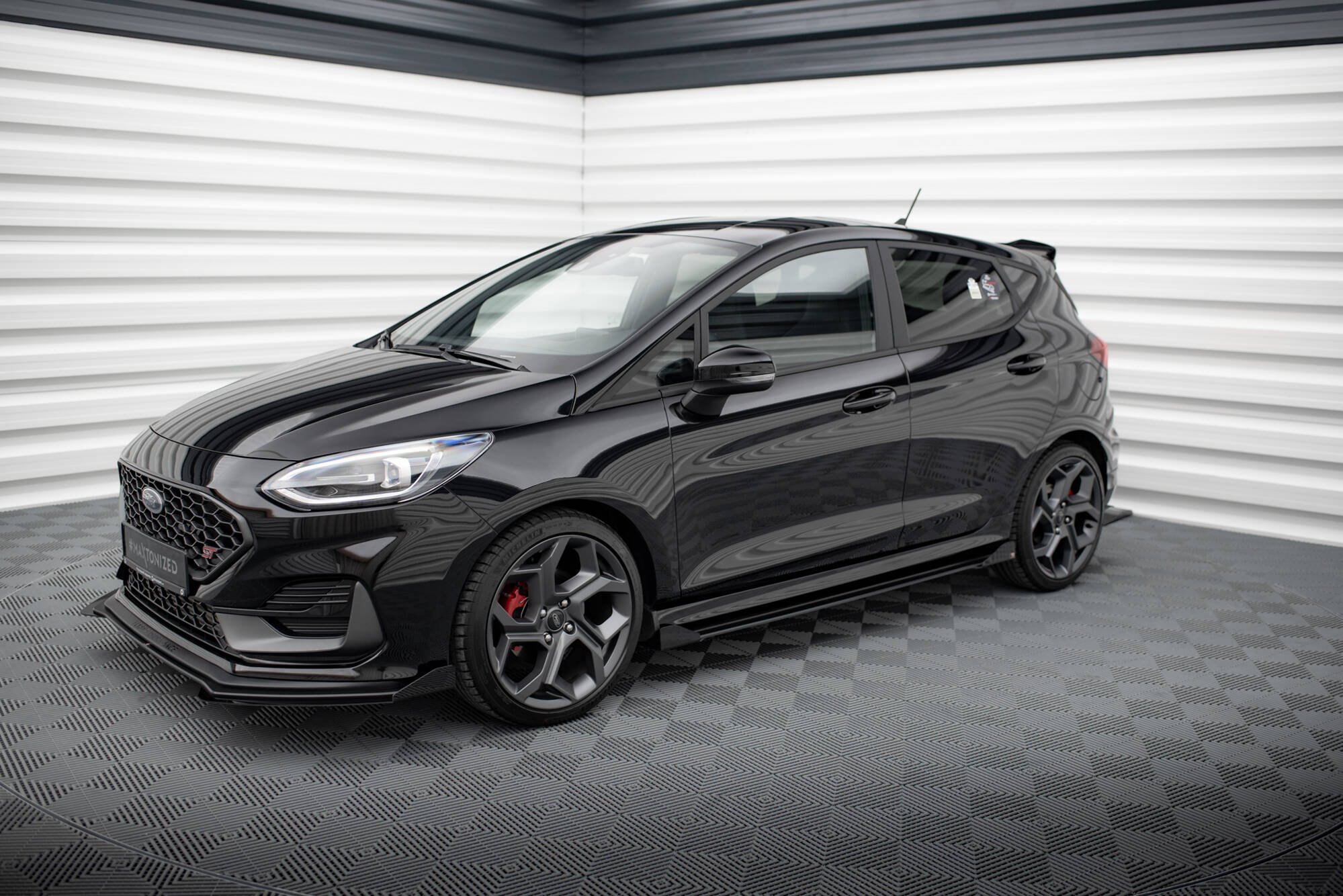 Maxton Design Боковые юбки Street Pro, диффузоры и накладки для Ford Fiesta ST / ST-Line Mk8 — изображение 2