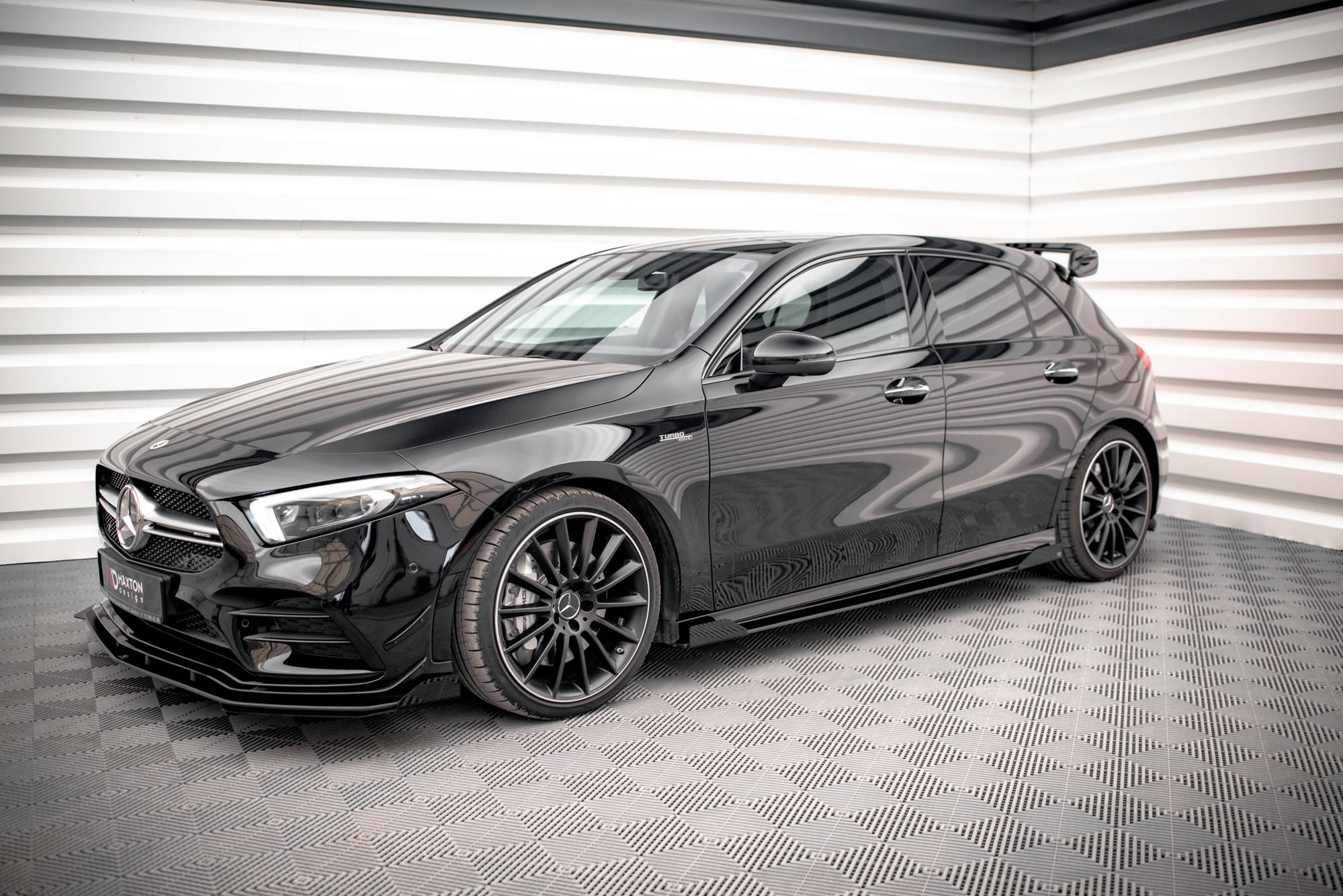 Maxton Design Боковые юбки Street Pro, диффузоры и накладки на пороги для Mercedes A35 AMG / AMG-Line Aero Pack W177 — изображение 2