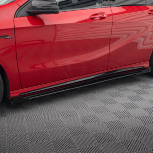 Maxton Design Боковые юбки Street Pro, диффузоры и накладки для Mercedes-Benz A 45 AMG W176 (рестайлинг).