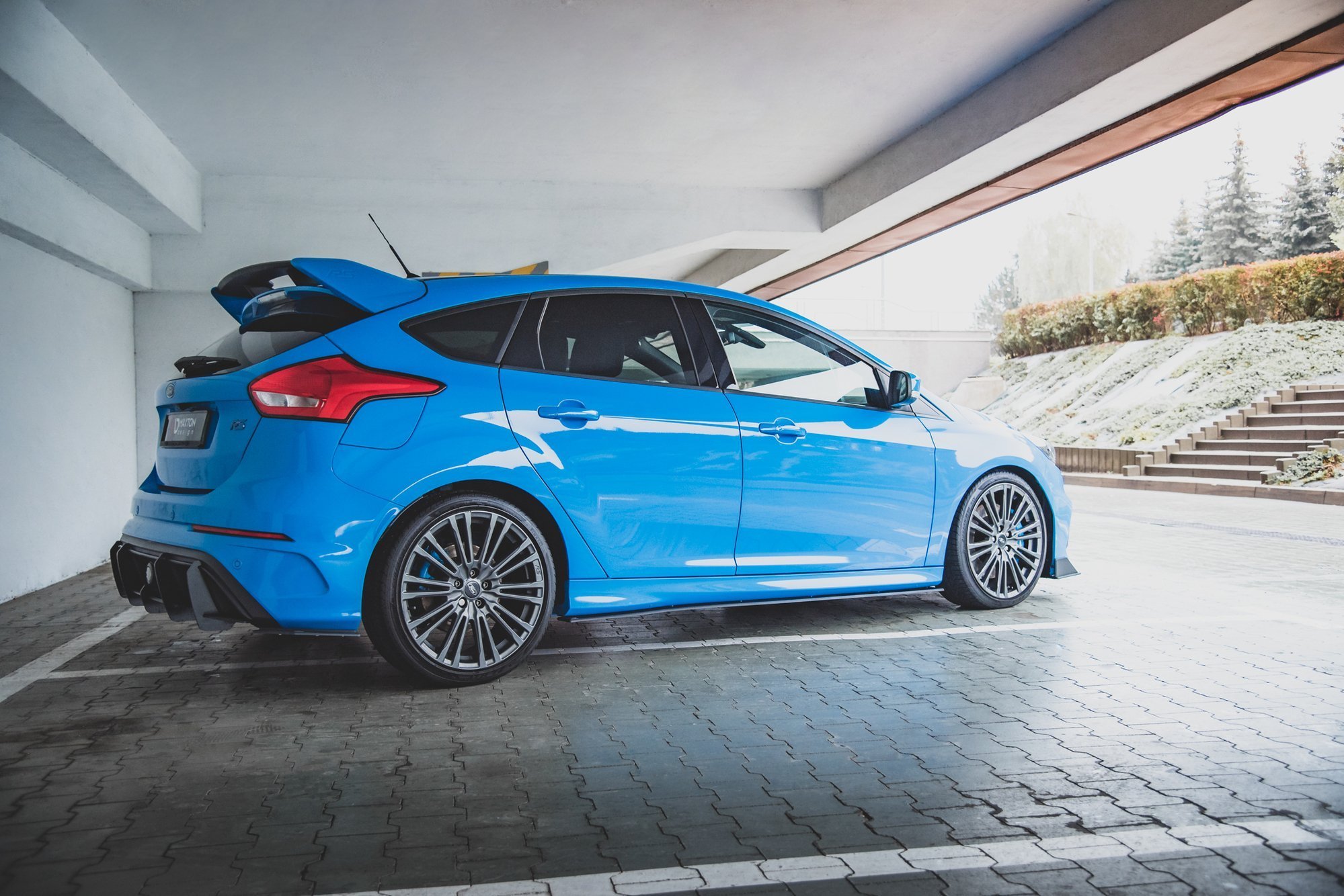 Maxton Design Боковые юбки и диффузоры Street Pro для Ford Focus RS Mk3 — изображение 2
