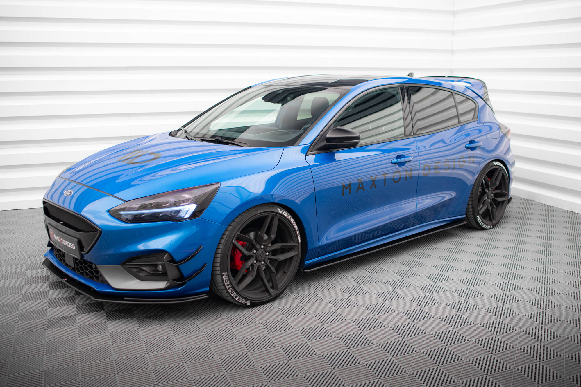 Maxton Design Боковые диффузоры Street Pro для Ford Focus ST / ST-Line Mk4 — изображение 4