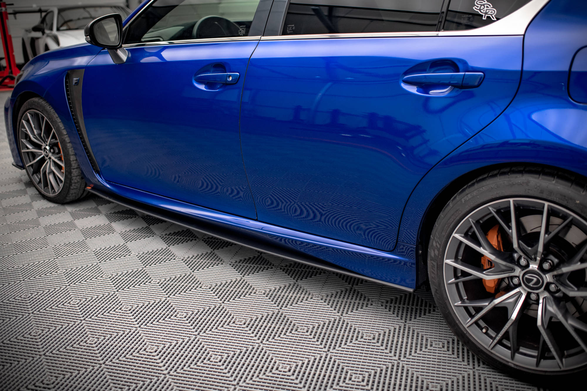 Maxton Design Боковые диффузоры Street Pro для Lexus GS F Mk4 после рестайлинга — изображение 2