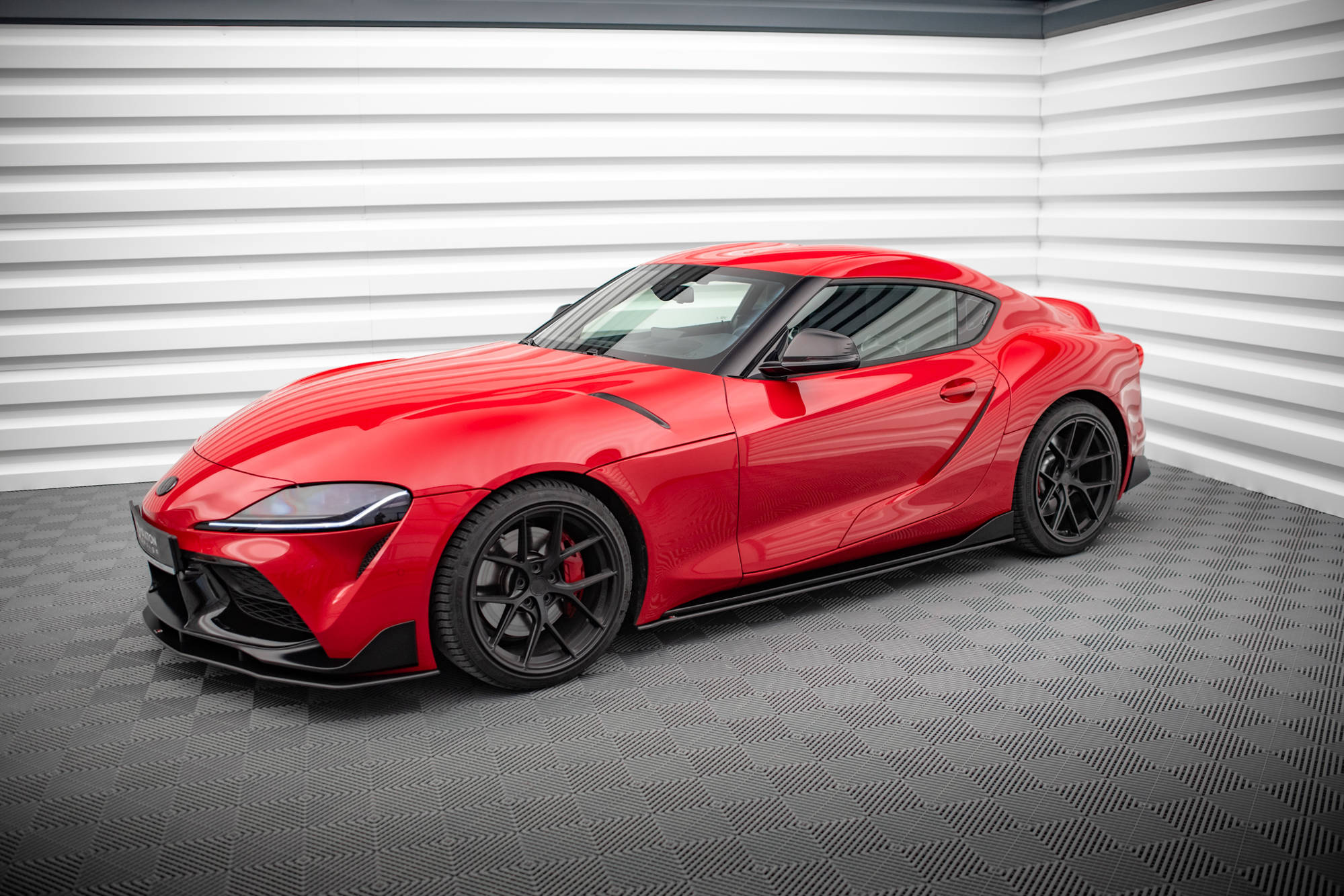 Maxton Design Боковые юбки и диффузоры Street Pro для Toyota Supra Mk5 — изображение 2