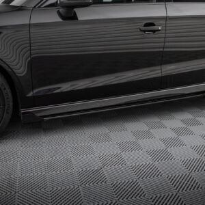 Maxton Design Боковые юбки-диффузоры Street Pro V.1 + накладки для Audi RS3 Sedan 8V Facelift