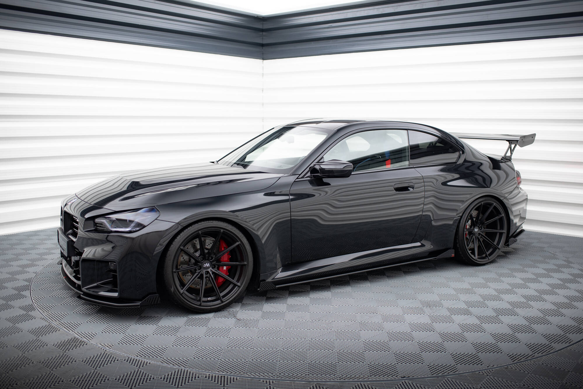 Maxton Design Боковые юбки-диффузоры Street Pro V.1 + накладки на бампер для BMW M2 G87 — изображение 2