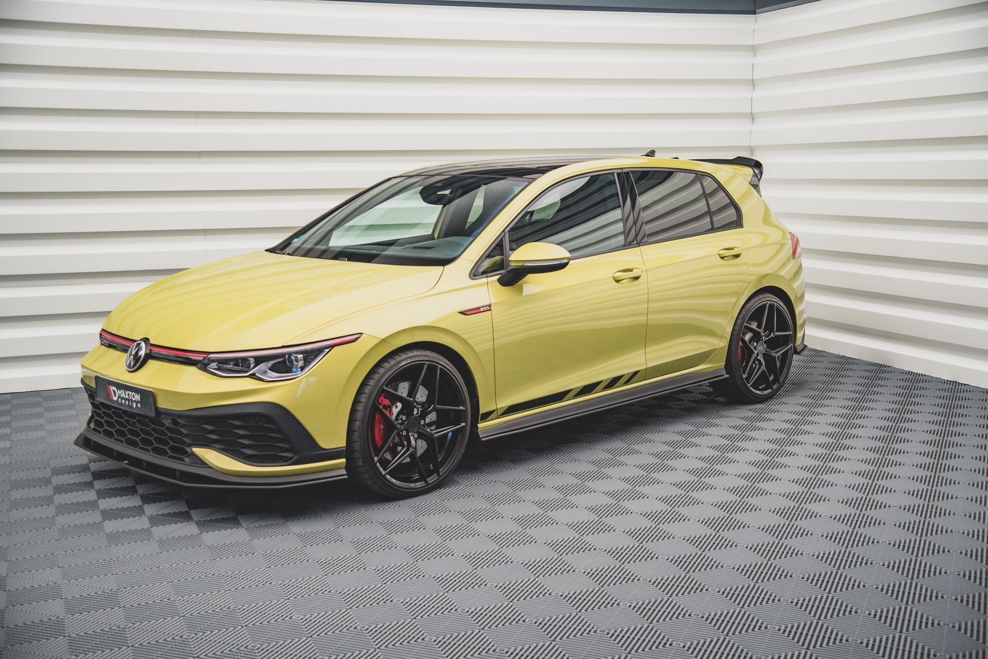 Maxton Design Накладки на пороги Street Pro для Volkswagen Golf GTI / GTE / GTI Clubsport / R-Line Mk8 — изображение 9