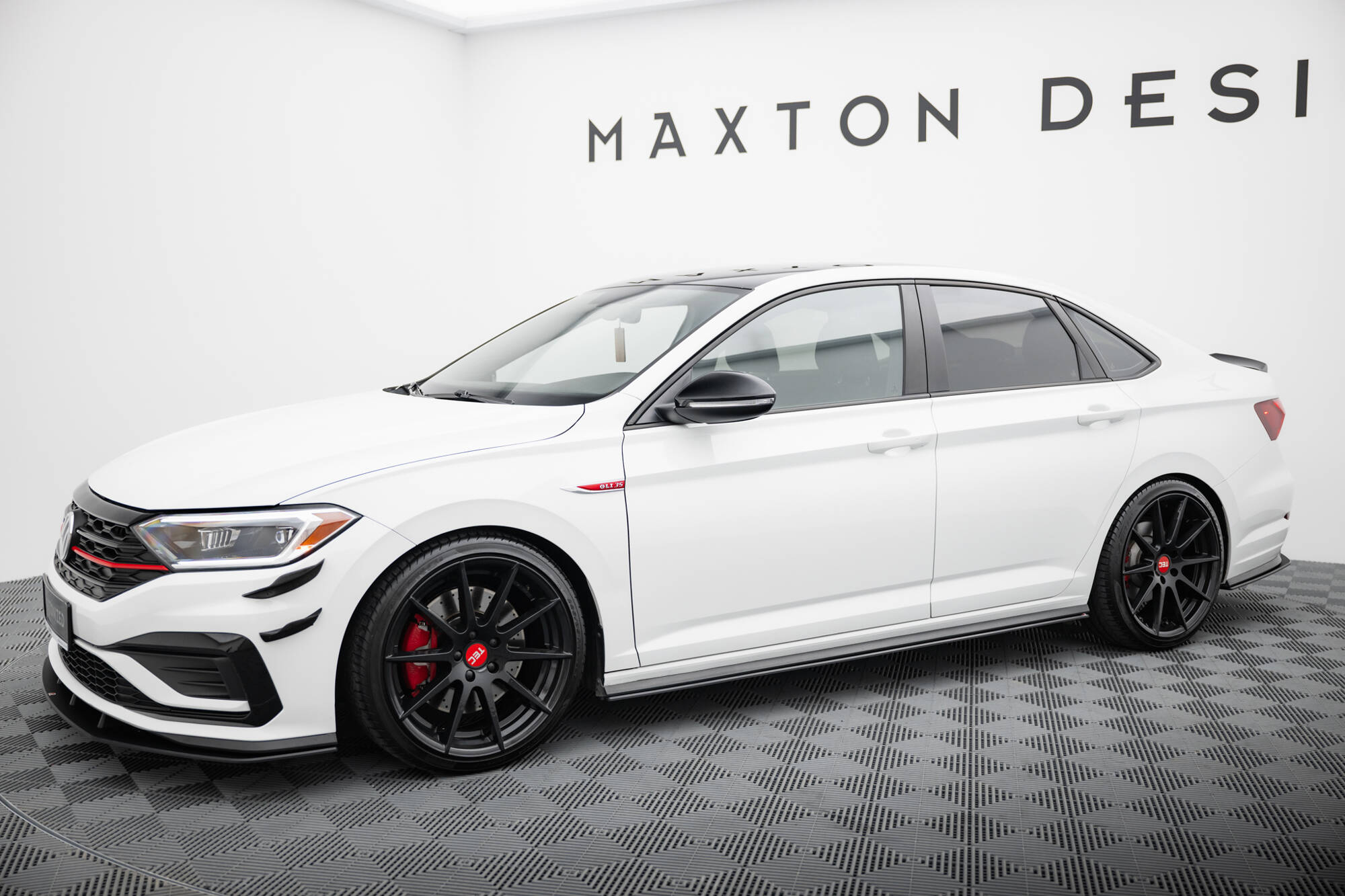 Maxton Design Боковые диффузоры Street Pro для Volkswagen Jetta GLI Mk7 — изображение 2