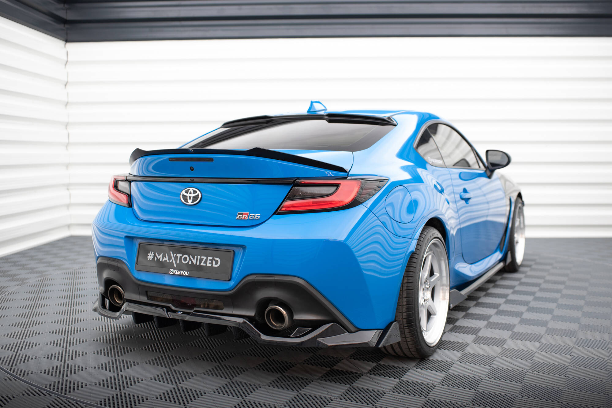 Maxton Design Удлинение заднего стекла Toyota GR86 Mk1 — изображение 5