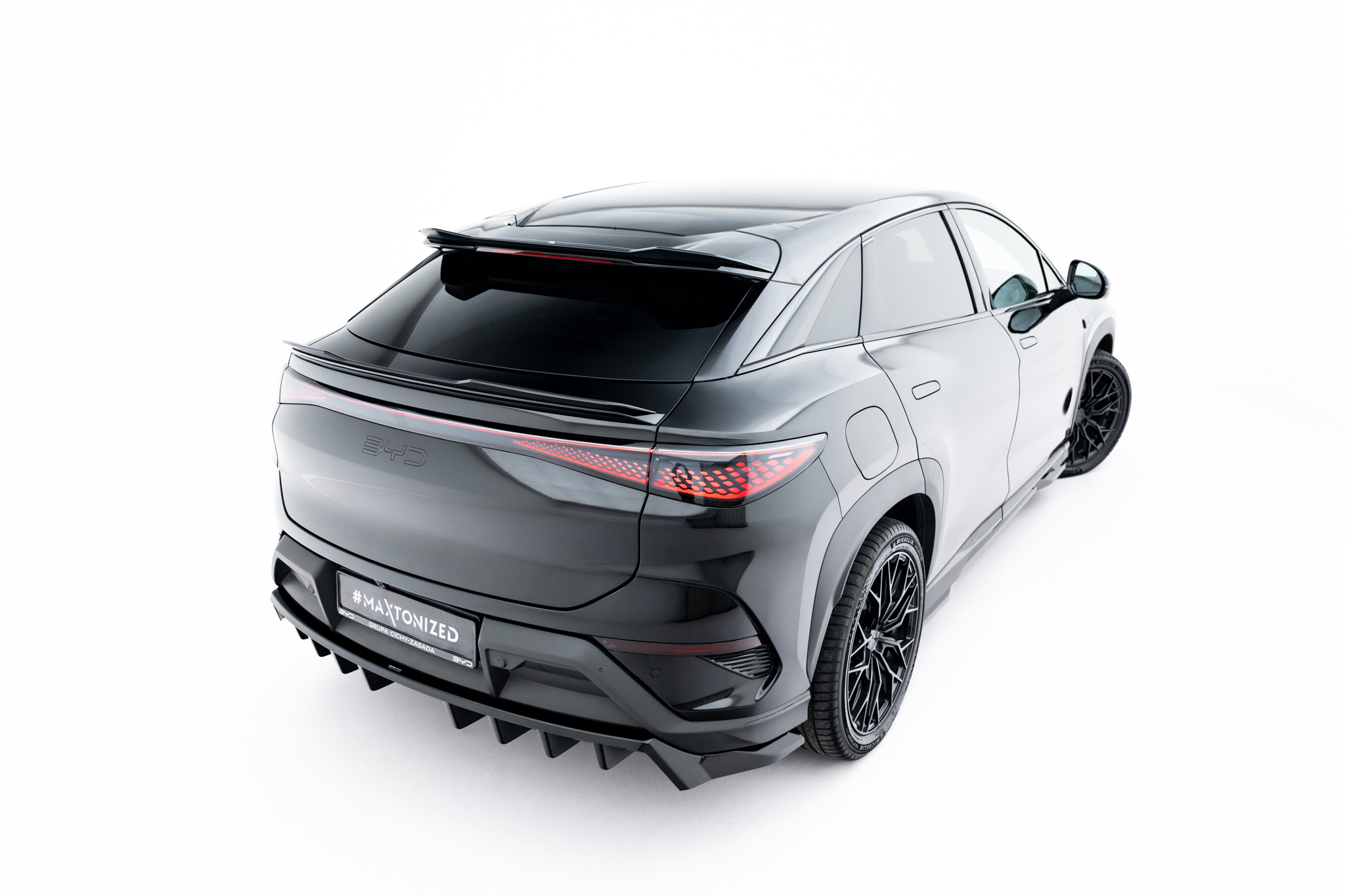 Maxton Design Верхняя накладка спойлера BYD Sealion 7 Mk1