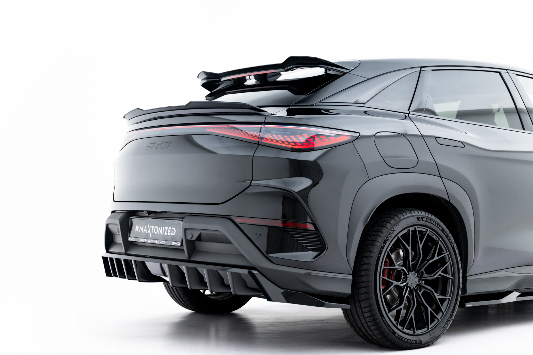 Maxton Design Верхняя накладка спойлера BYD Sealion 7 Mk1 — изображение 3