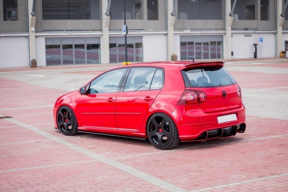 Maxton Design Задний диффузор VW Golf V R32 — изображение 2